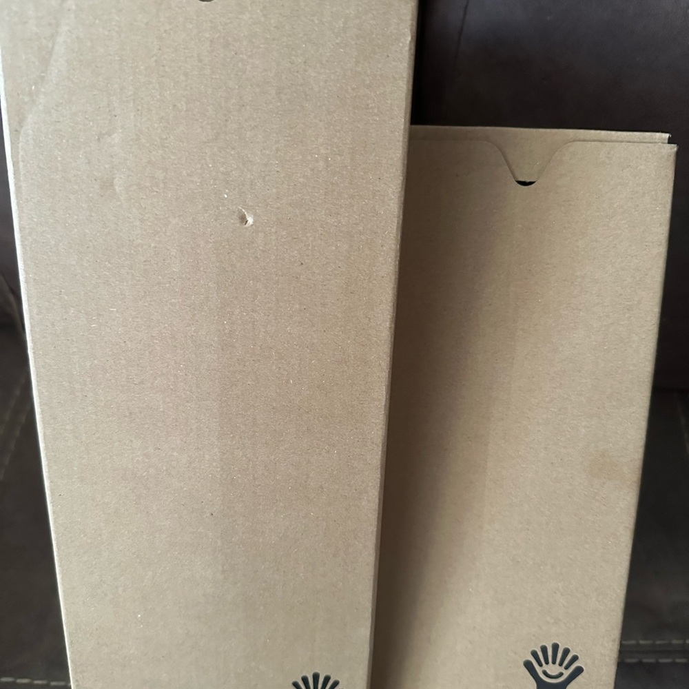 Hydro Flask Seacliff Travel Tumbler Packaging